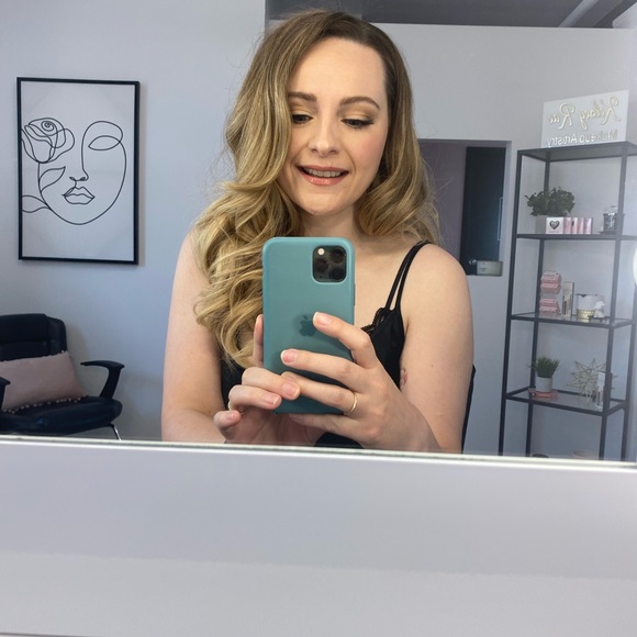 Meet your Posher, Megan - Picture 1 of 1